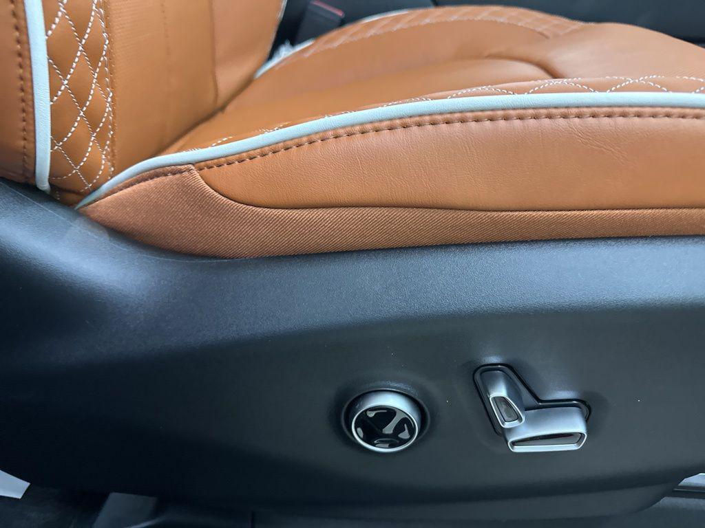 new 2026 Chrysler Pacifica car, priced at $53,961