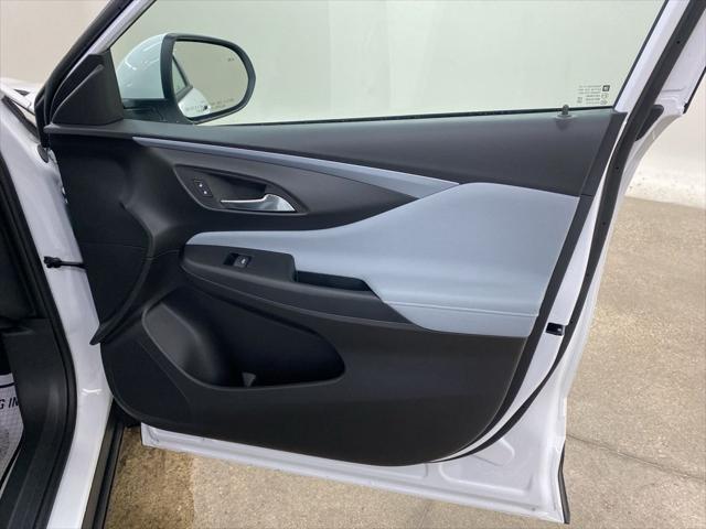 new 2025 Buick Envista car, priced at $26,097