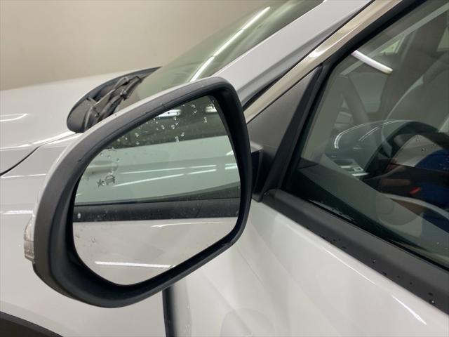new 2025 Buick Envista car, priced at $26,097