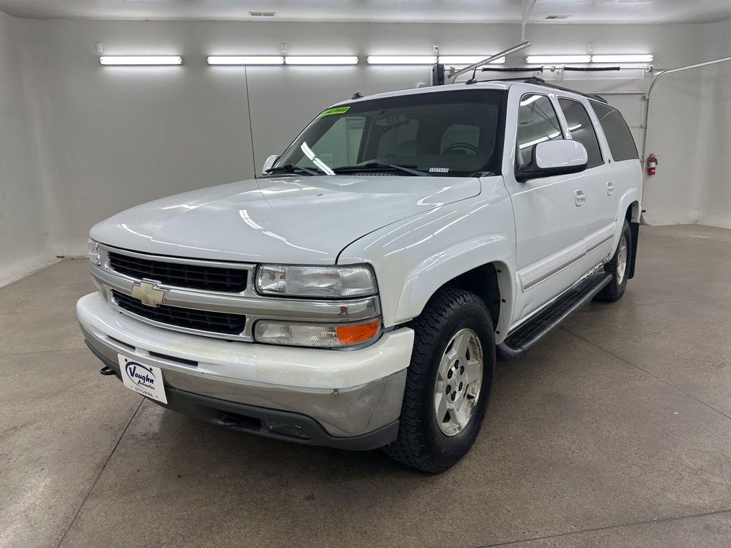 used 2005 Chevrolet Suburban car, priced at $6,000