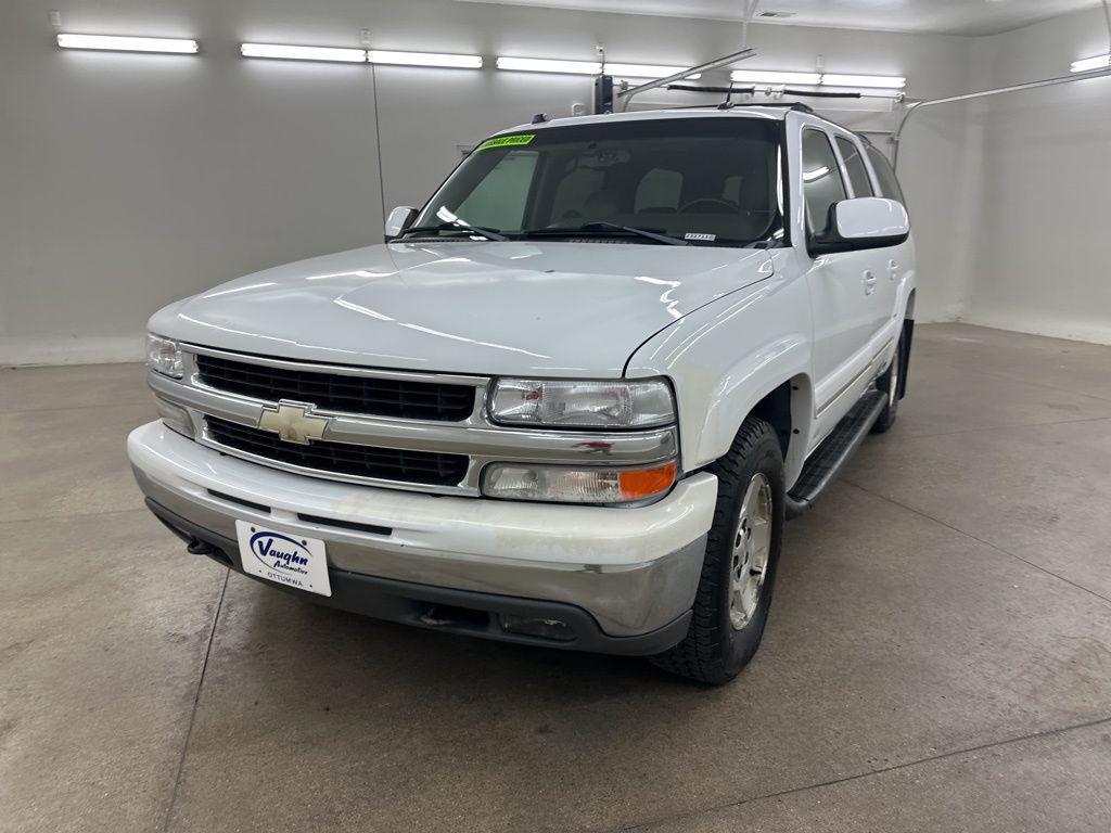 used 2005 Chevrolet Suburban car, priced at $6,000