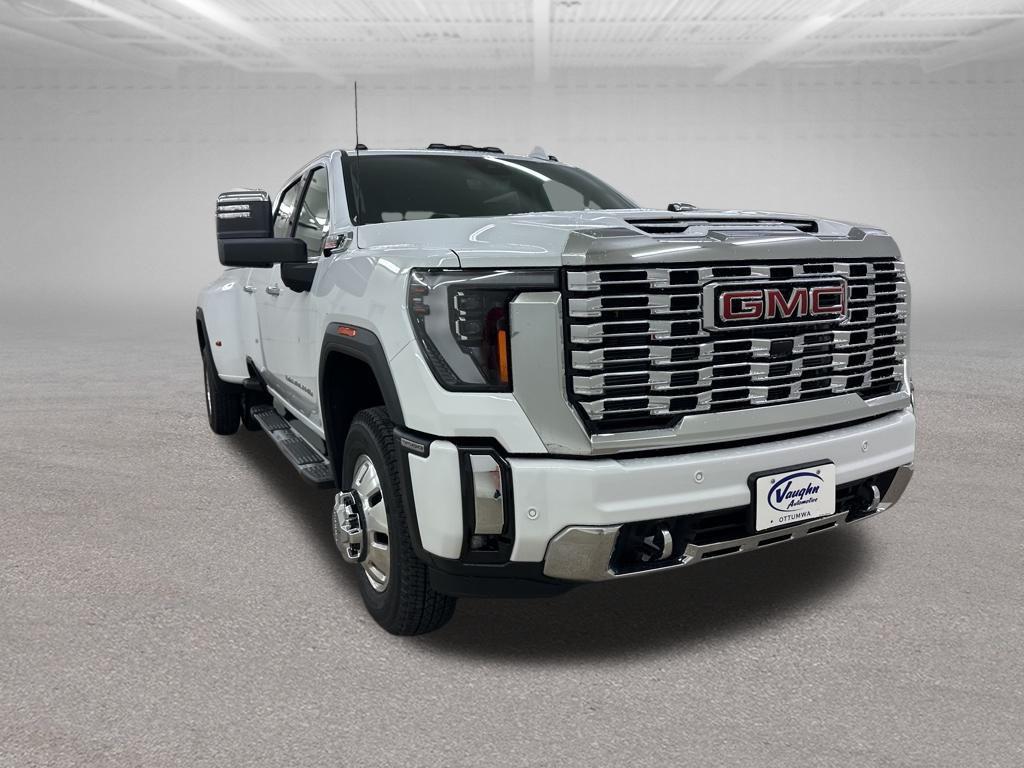 new 2025 GMC Sierra 3500 car, priced at $84,499
