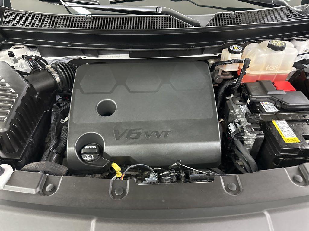 used 2023 Chevrolet Traverse car, priced at $39,999