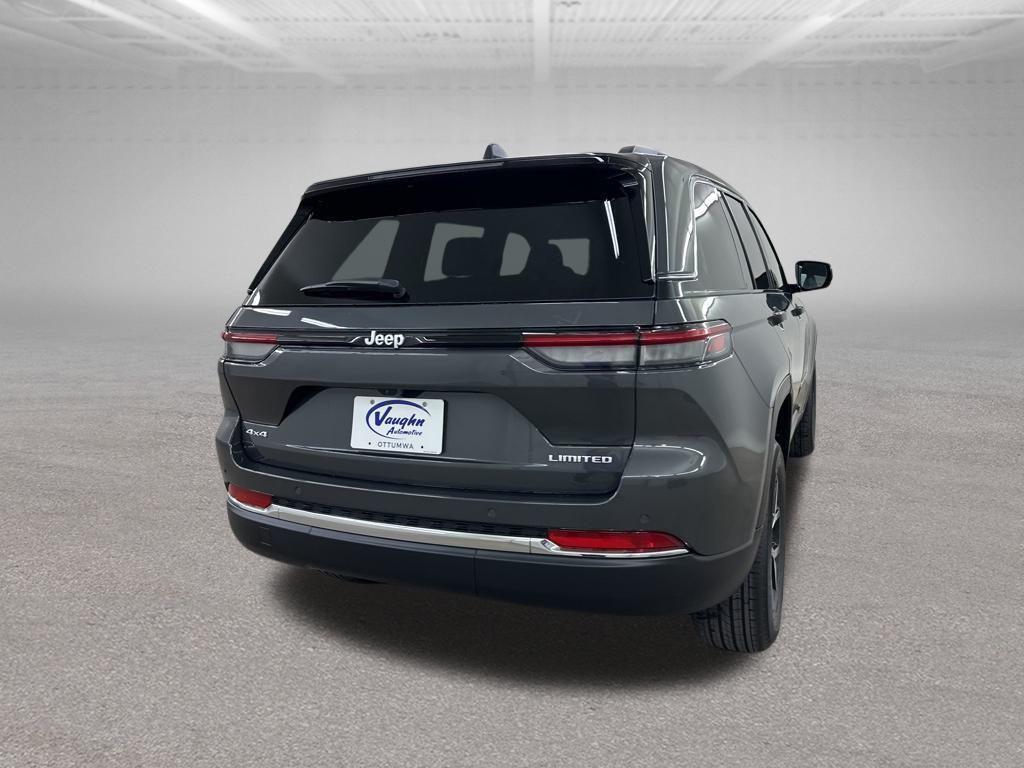 new 2025 Jeep Grand Cherokee car, priced at $41,250