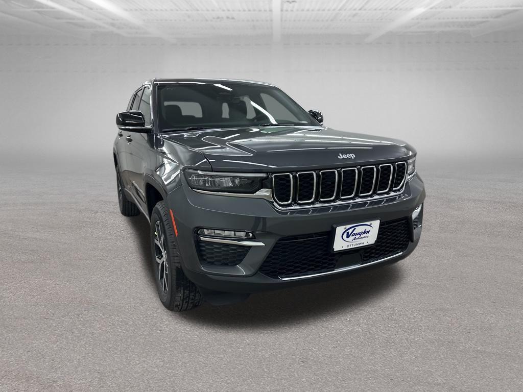 new 2025 Jeep Grand Cherokee car, priced at $41,250