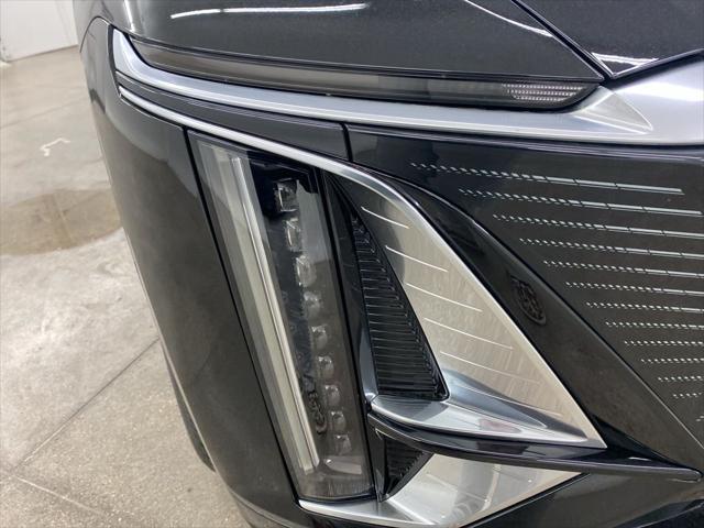 new 2025 Cadillac LYRIQ car, priced at $51,215
