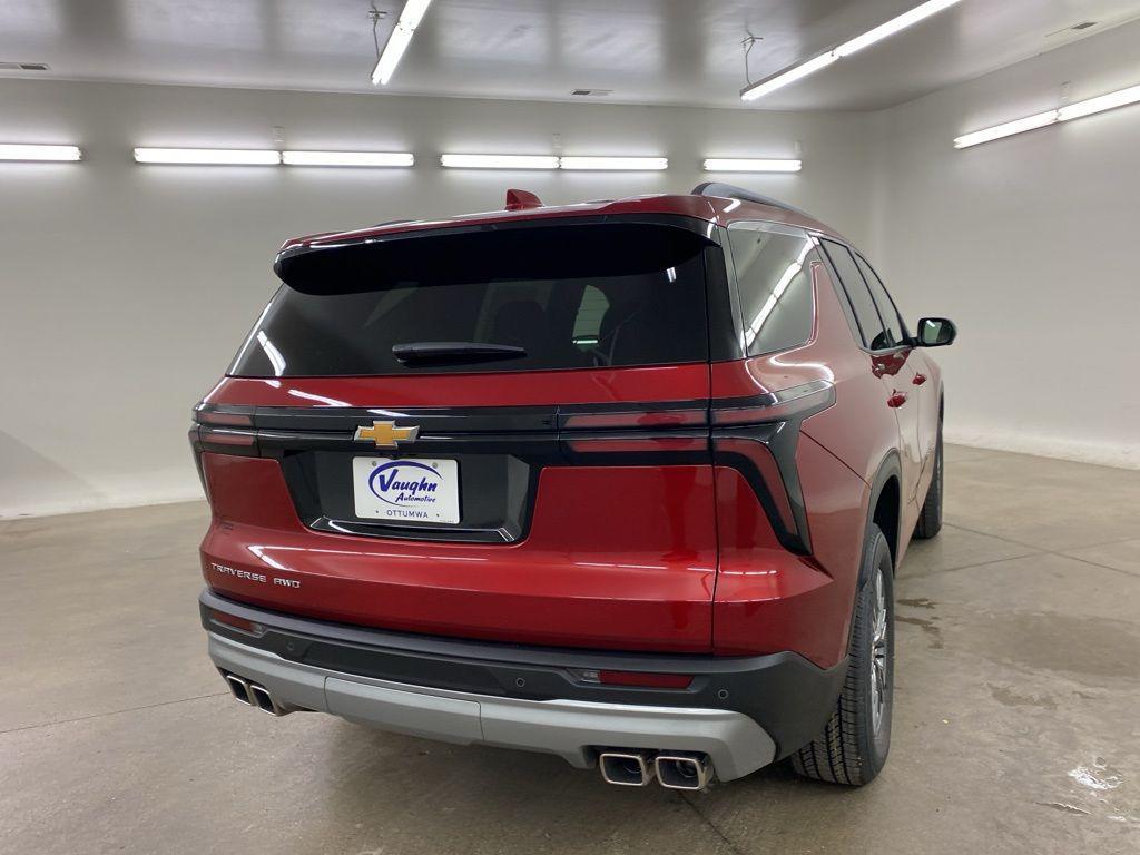 new 2025 Chevrolet Traverse car, priced at $40,299