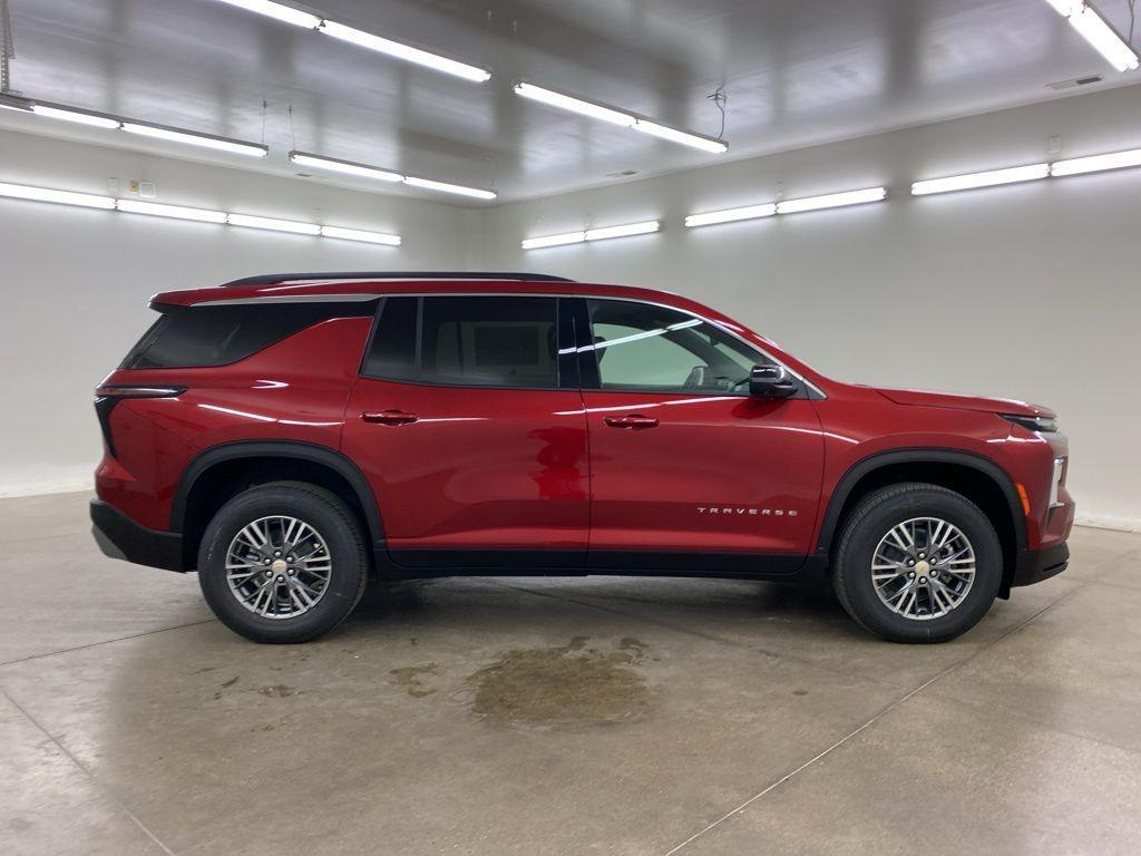 new 2025 Chevrolet Traverse car, priced at $40,299