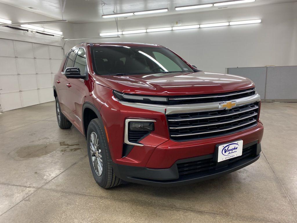 new 2025 Chevrolet Traverse car, priced at $40,299