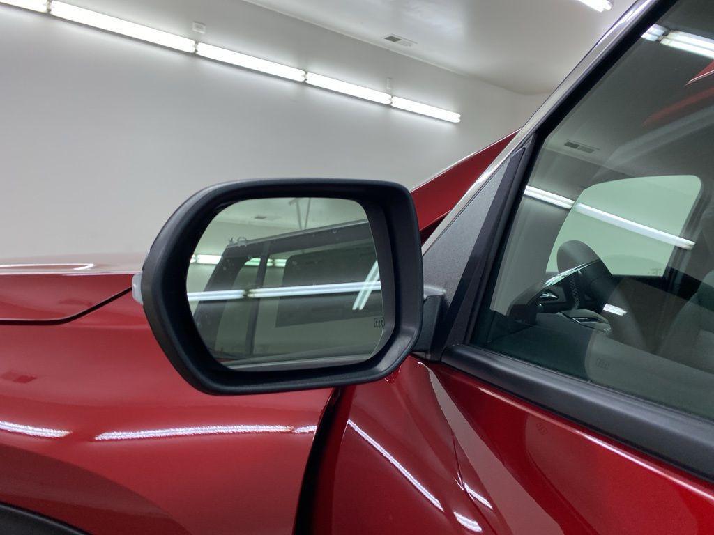 new 2025 Chevrolet Traverse car, priced at $40,299