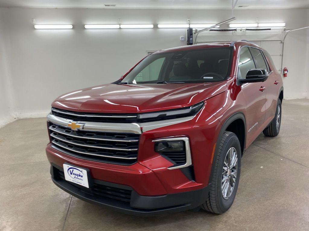 new 2025 Chevrolet Traverse car, priced at $40,299