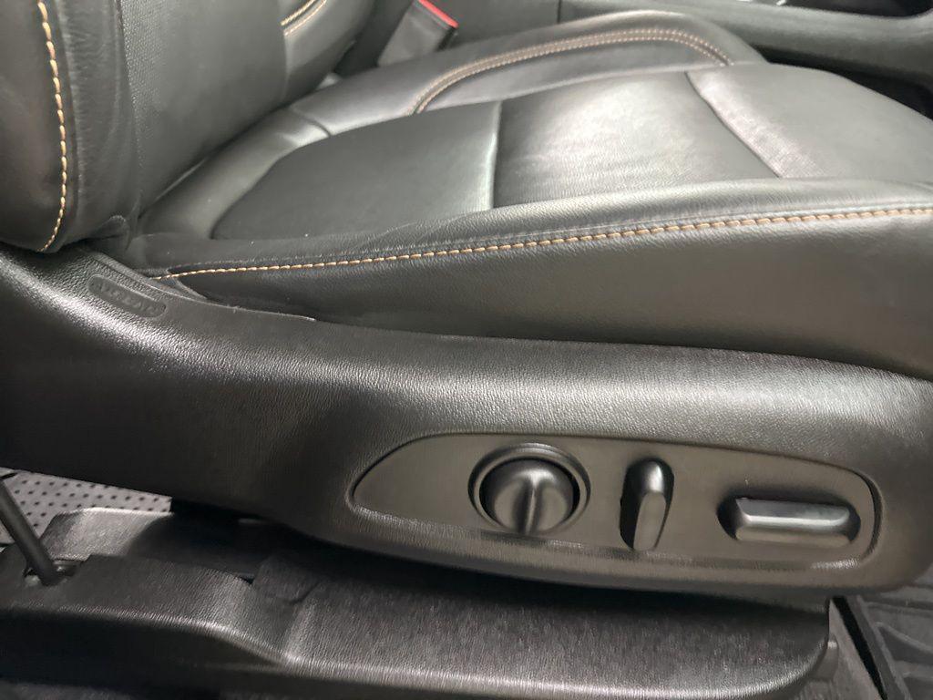 used 2019 Chevrolet Traverse car, priced at $26,011