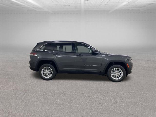 new 2025 Jeep Grand Cherokee car, priced at $37,970