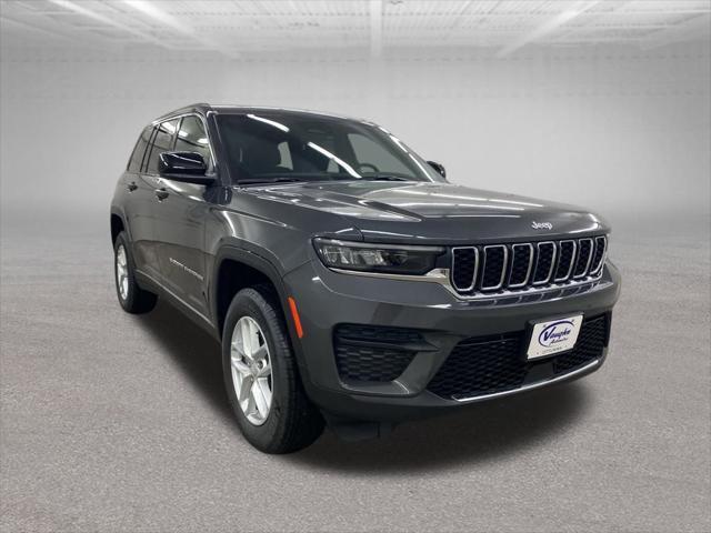 new 2025 Jeep Grand Cherokee car, priced at $37,970