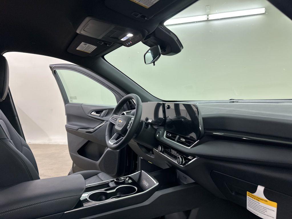 new 2026 Chevrolet Equinox car, priced at $29,232