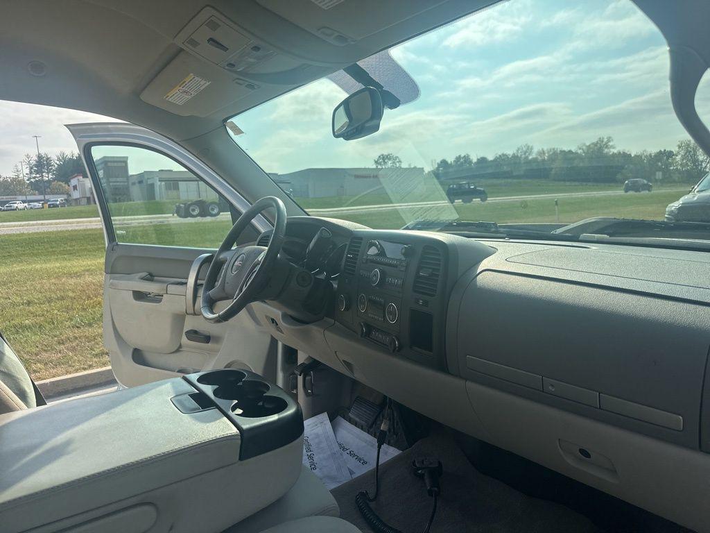 used 2014 GMC Sierra 2500 car, priced at $18,799