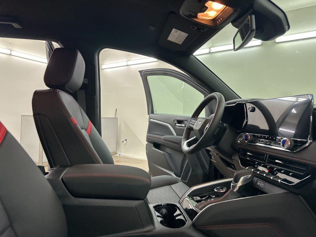 new 2026 Chevrolet Colorado car, priced at $42,718