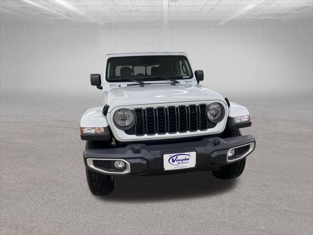 new 2025 Jeep Gladiator car, priced at $44,124