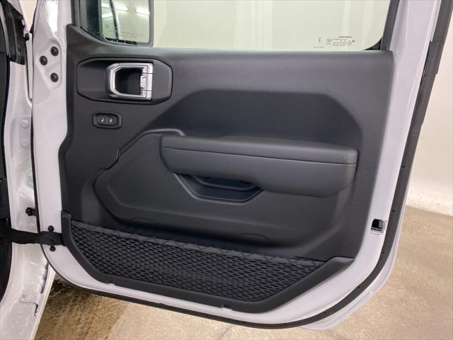 new 2025 Jeep Gladiator car, priced at $44,124