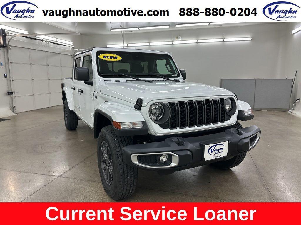 new 2025 Jeep Gladiator car, priced at $39,118