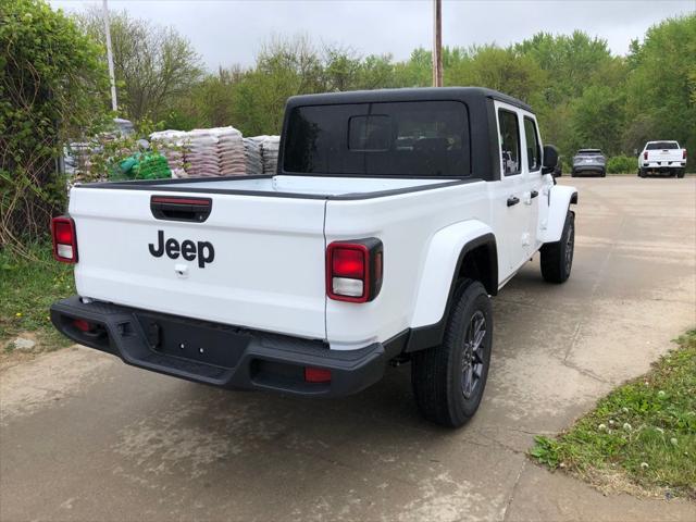 new 2025 Jeep Gladiator car, priced at $44,124