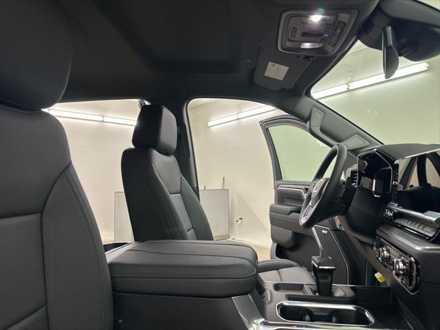 new 2025 GMC Sierra 1500 car, priced at $55,483