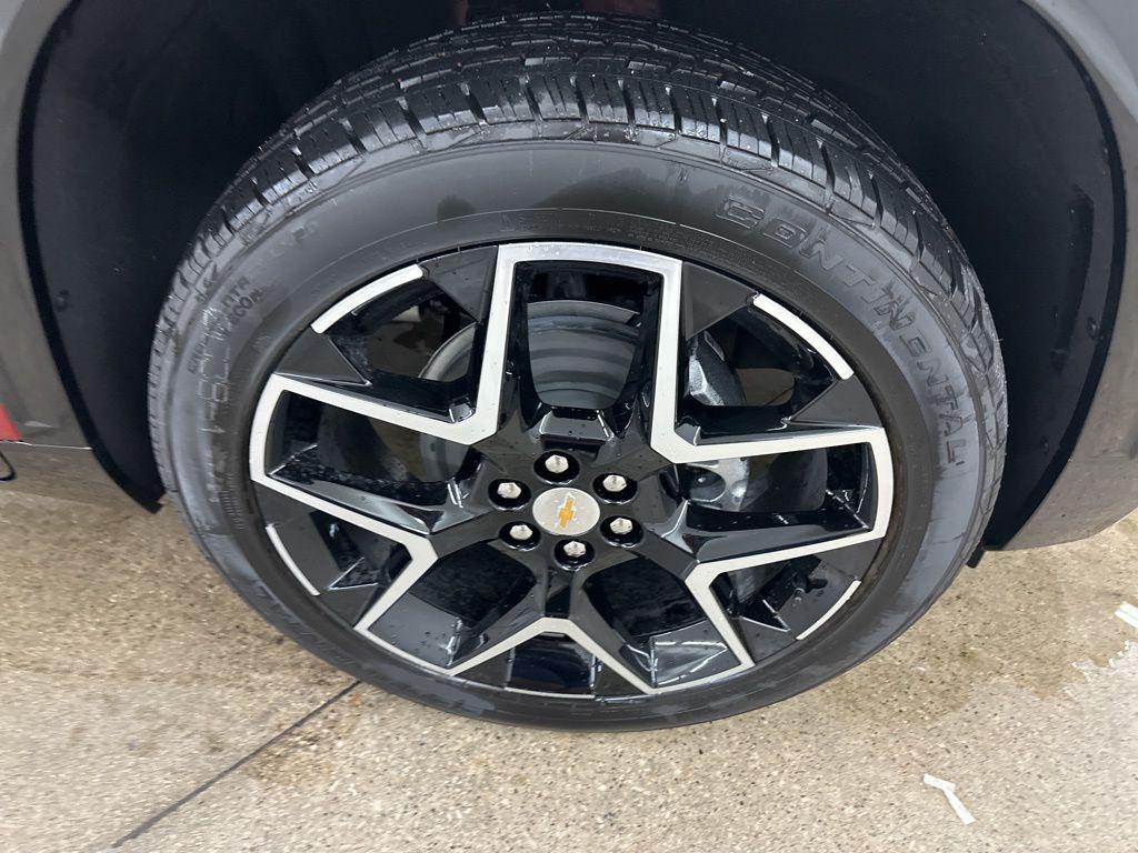 new 2026 Chevrolet Traverse car, priced at $58,184