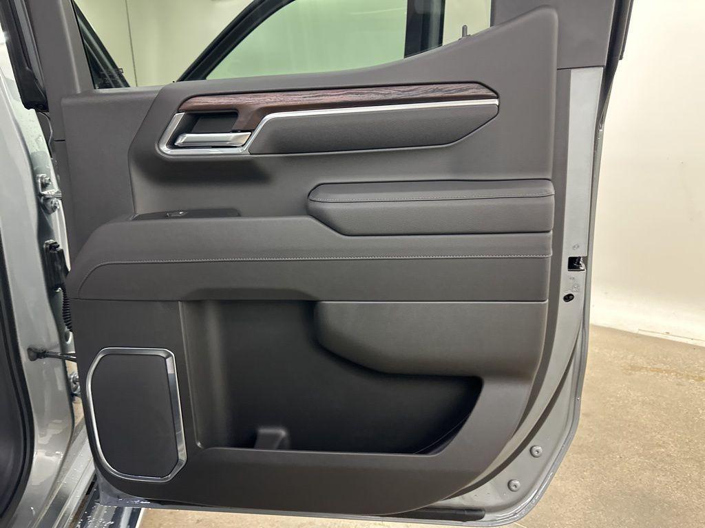 new 2026 GMC Sierra 1500 car, priced at $57,694