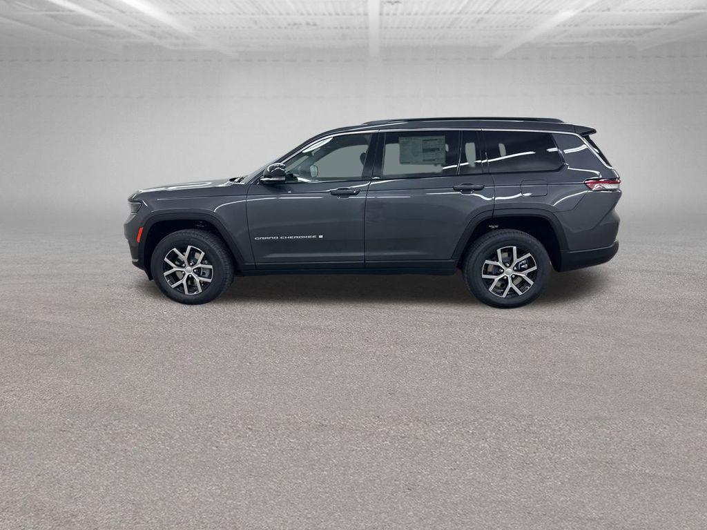 new 2025 Jeep Grand Cherokee L car, priced at $42,775