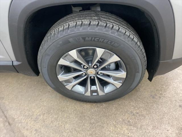 new 2026 Chevrolet Equinox car, priced at $32,453