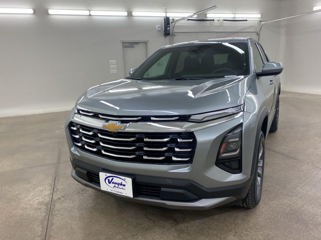 new 2026 Chevrolet Equinox car, priced at $30,300
