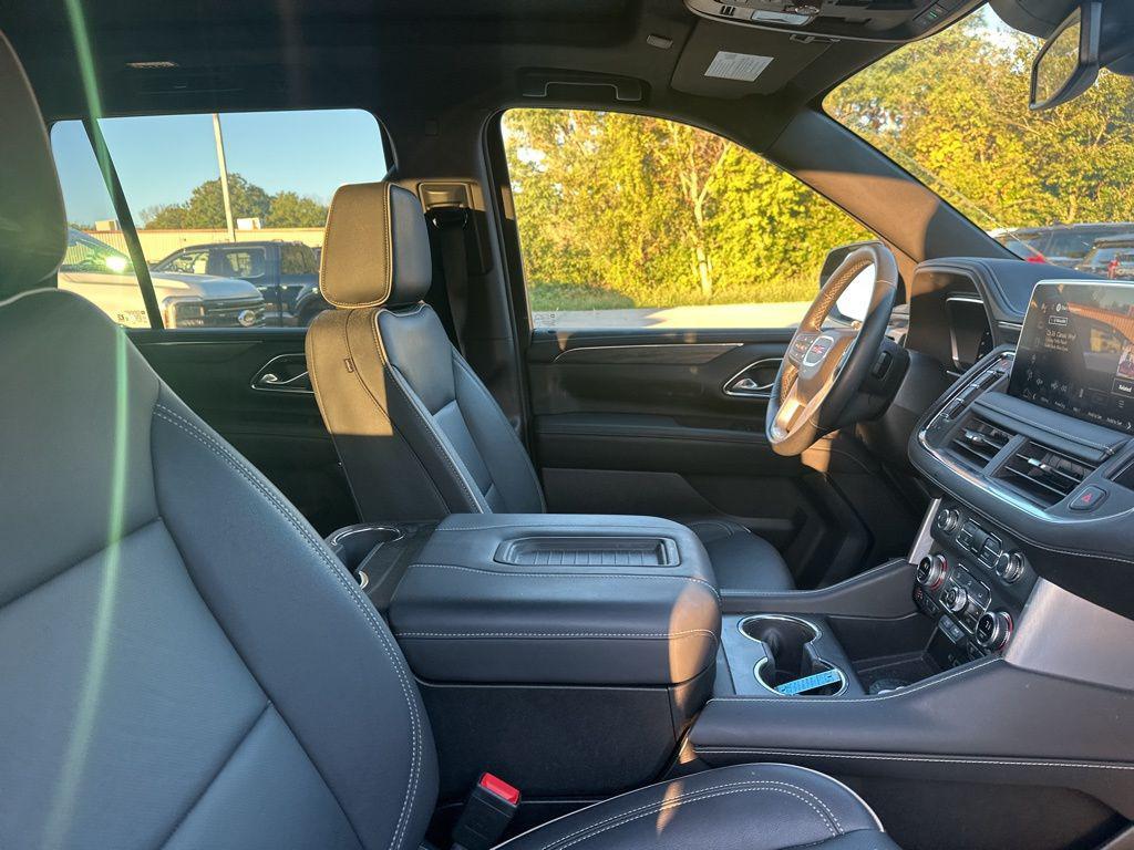 used 2023 GMC Yukon car, priced at $62,999