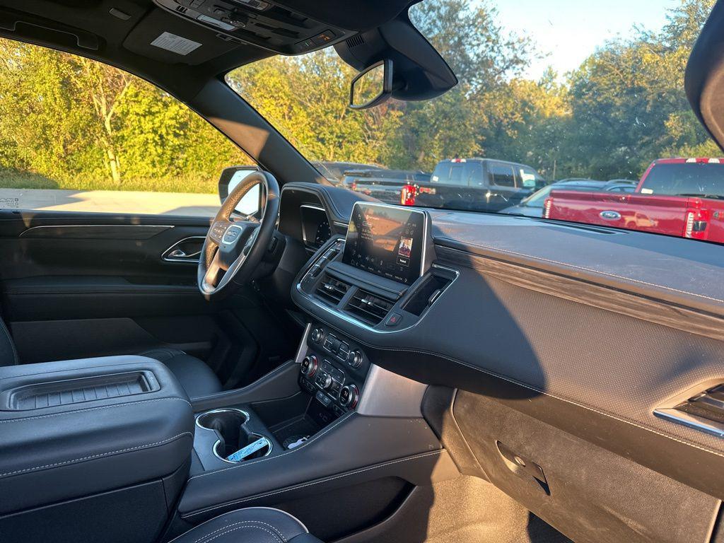 used 2023 GMC Yukon car, priced at $62,999