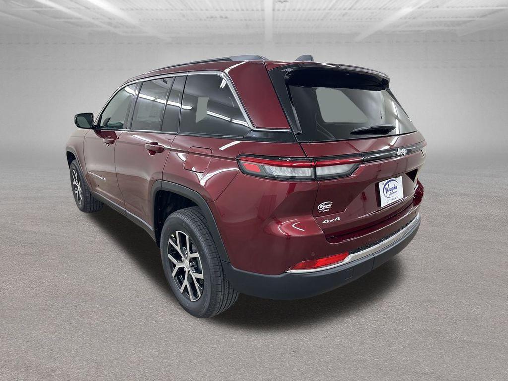 new 2025 Jeep Grand Cherokee car, priced at $41,250