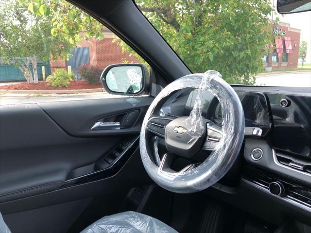 new 2026 Chevrolet Equinox car, priced at $33,545