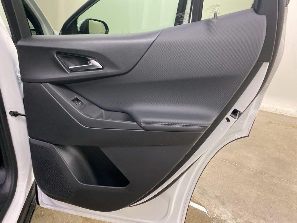 new 2026 Chevrolet Equinox car, priced at $30,800