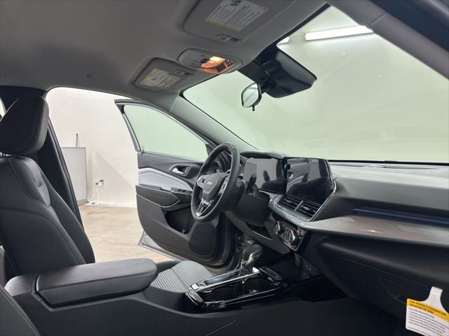 new 2025 Chevrolet Trax car, priced at $23,061