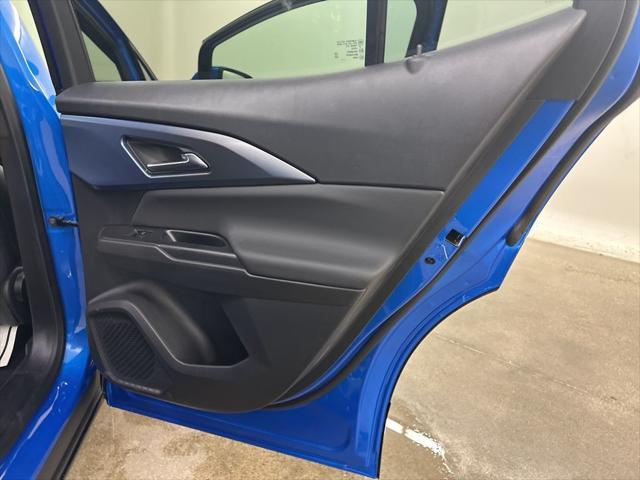 new 2025 Chevrolet Equinox EV car, priced at $32,390