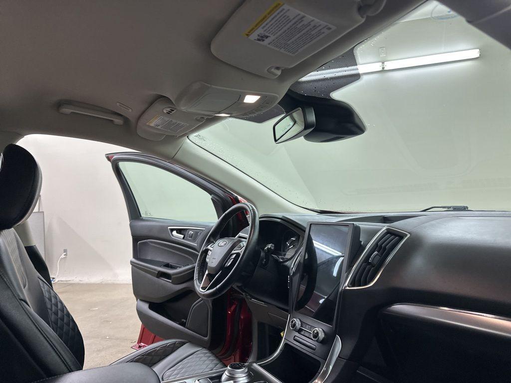 used 2024 Ford Edge car, priced at $27,142