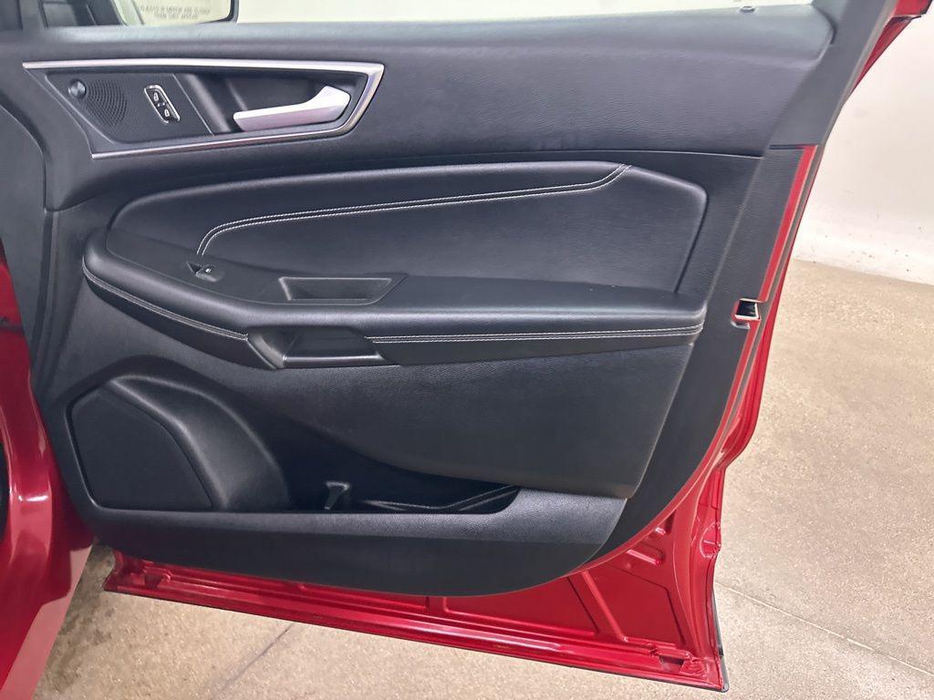 used 2024 Ford Edge car, priced at $27,142