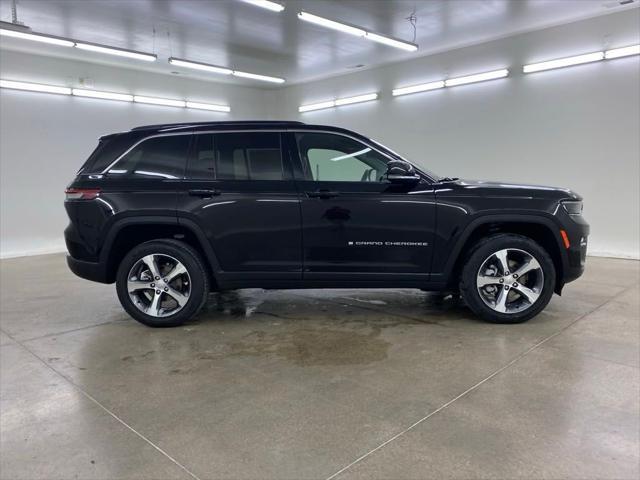 new 2024 Jeep Grand Cherokee car, priced at $46,799