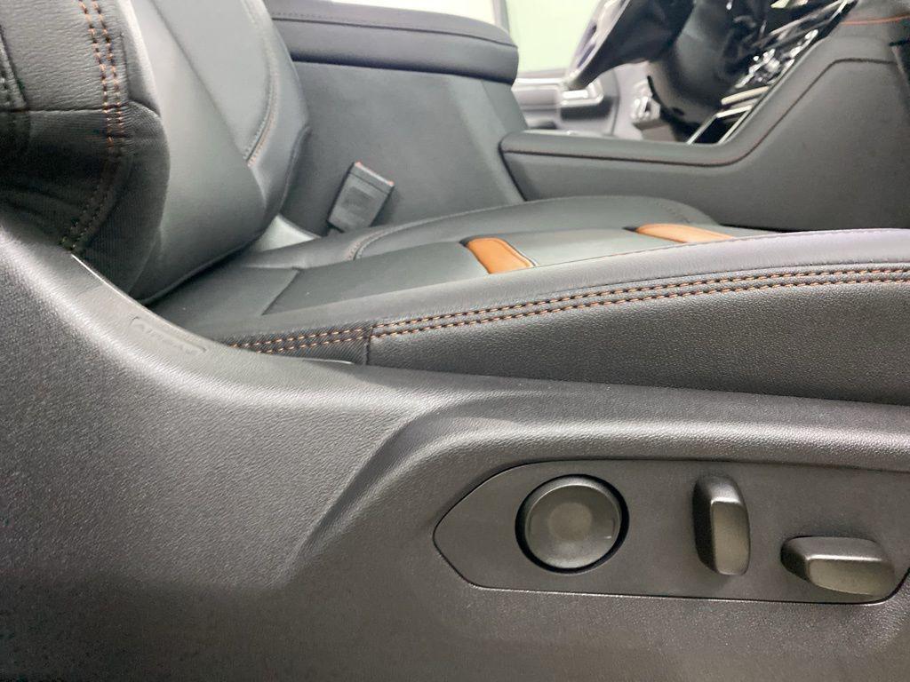 new 2025 GMC Sierra 2500 car, priced at $81,100
