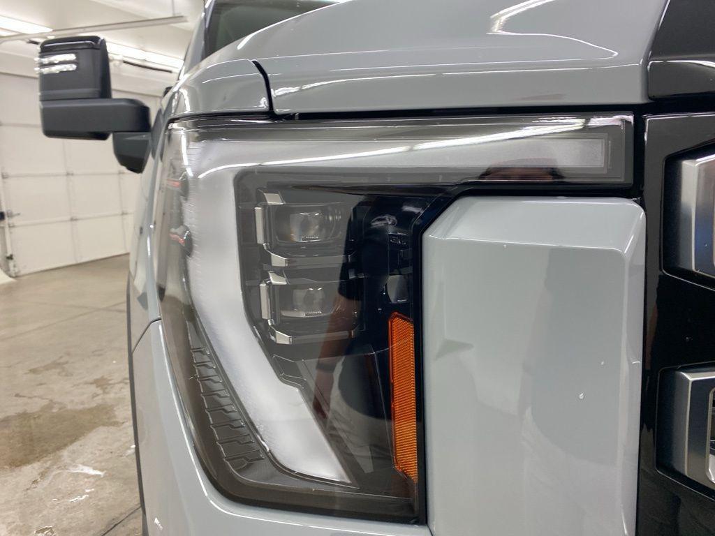new 2025 GMC Sierra 2500 car, priced at $81,100