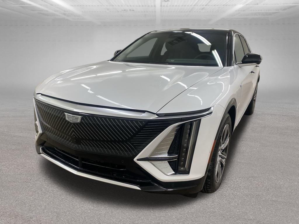 new 2025 Cadillac LYRIQ car, priced at $50,177