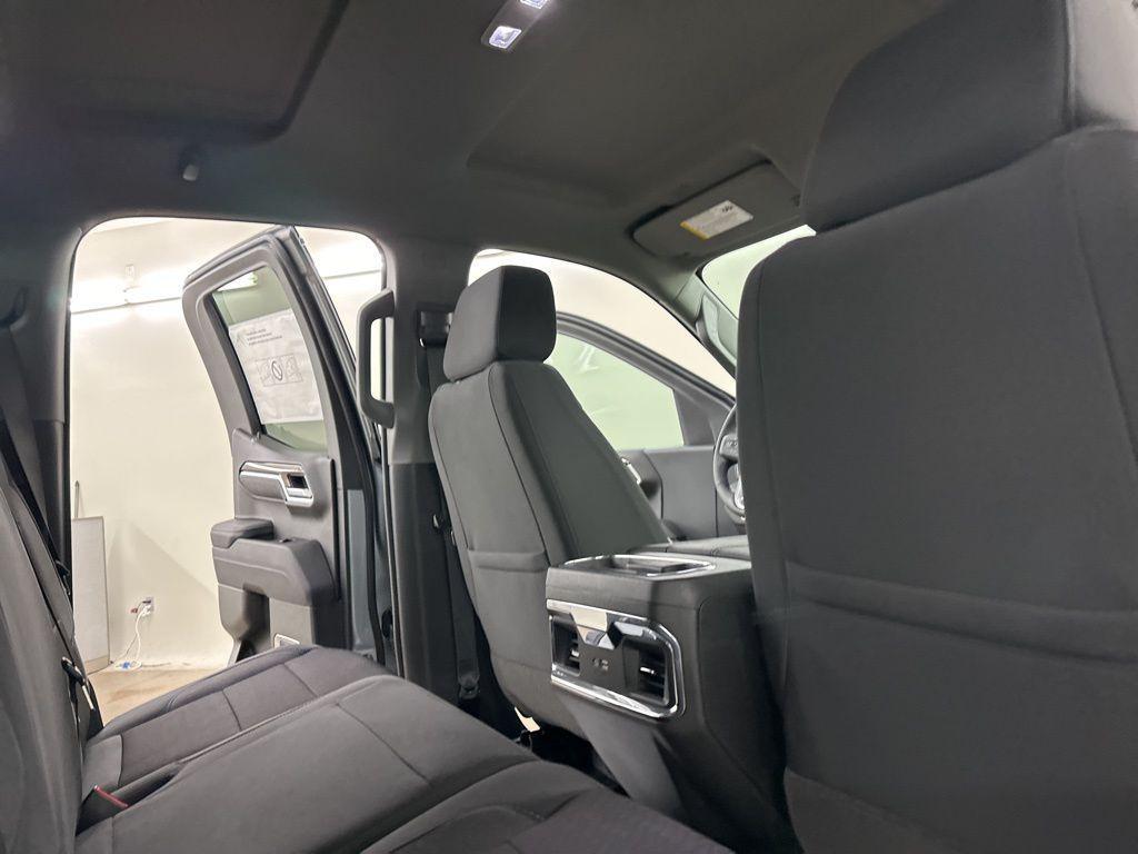 new 2026 GMC Sierra 1500 car, priced at $53,274