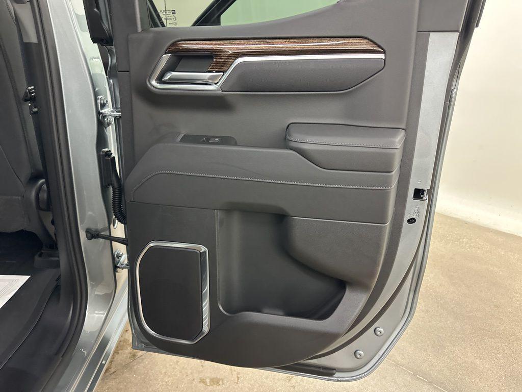 new 2026 GMC Sierra 1500 car, priced at $53,274