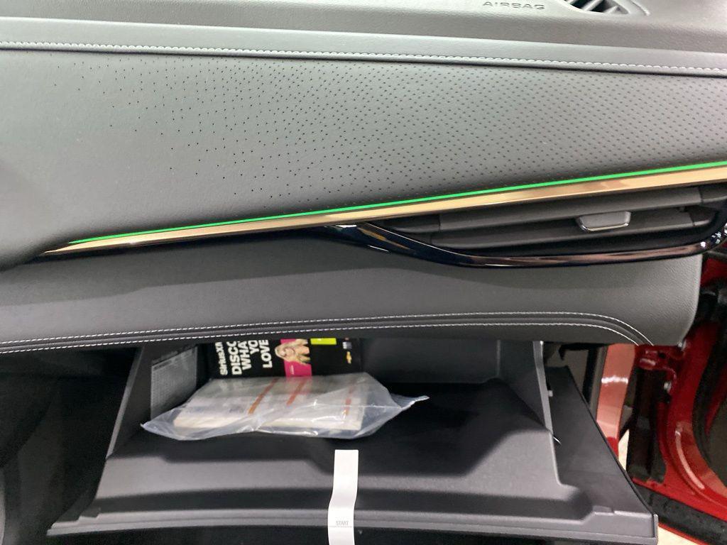 new 2025 Buick Envision car, priced at $42,566