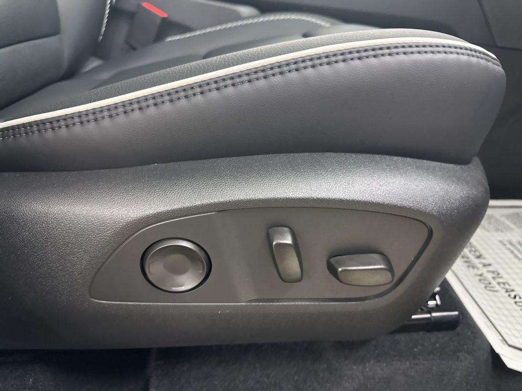 new 2025 GMC Acadia car, priced at $61,009