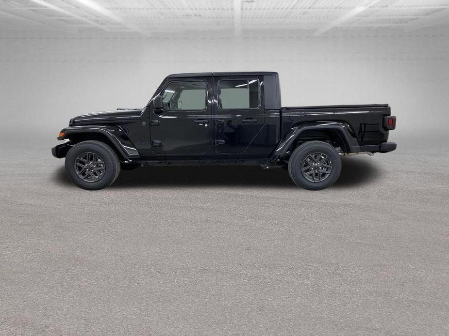 new 2024 Jeep Gladiator car, priced at $46,465
