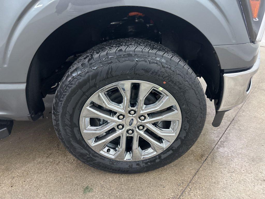 new 2025 Ford F-150 car, priced at $61,999
